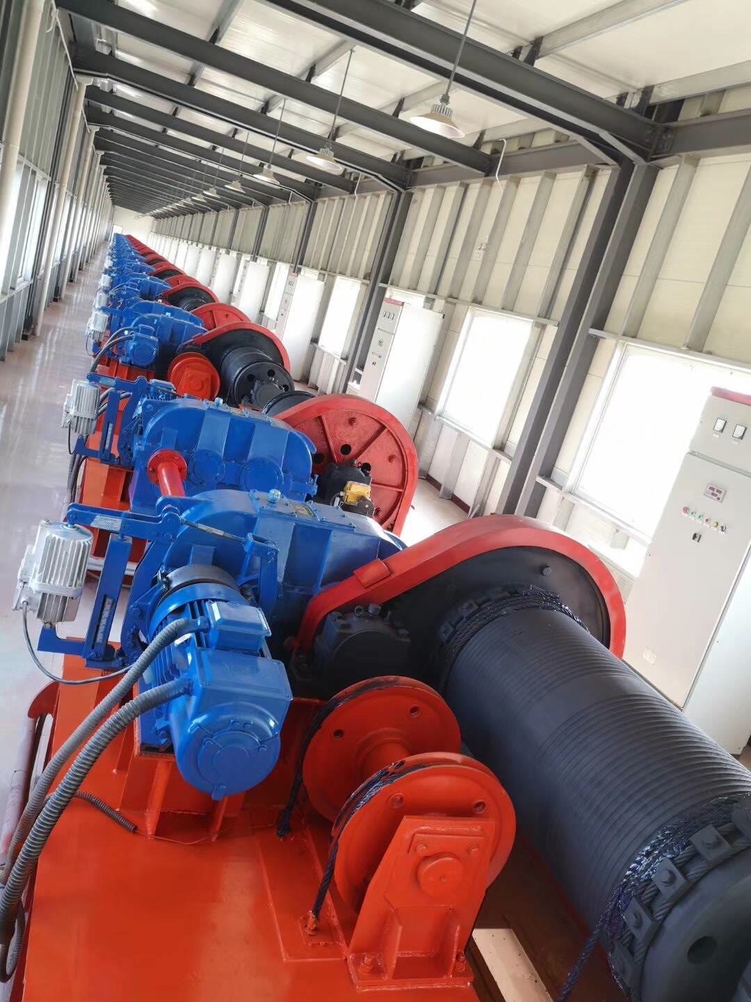 卷揚(yáng)式啟閉機(jī)